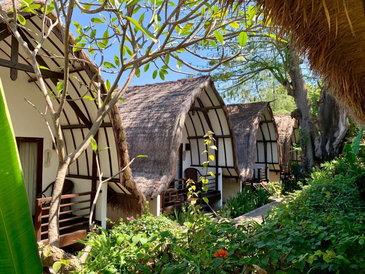 The Yoga Garden Hotel Джили Трауанган Екстериор снимка